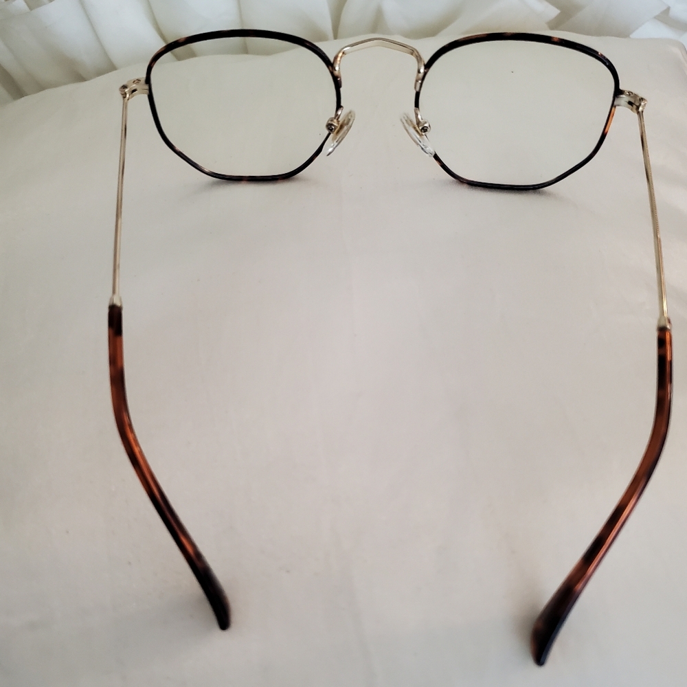 Assorted Sunglasses - image 6